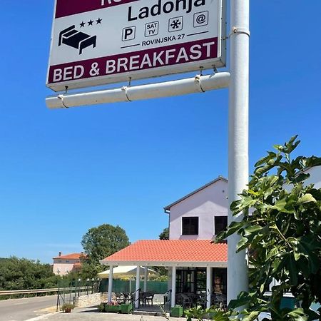 Ladonja Bb Rooms, Family Run Bed & Breakfast Rovinjsko Selo Exterior foto