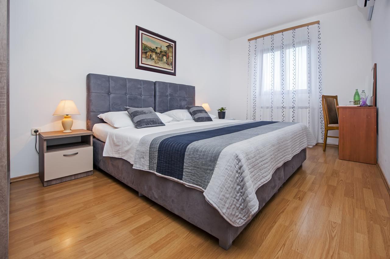 Ladonja Bb Rooms, Family Run Bed & Breakfast Rovinjsko Selo Exterior foto